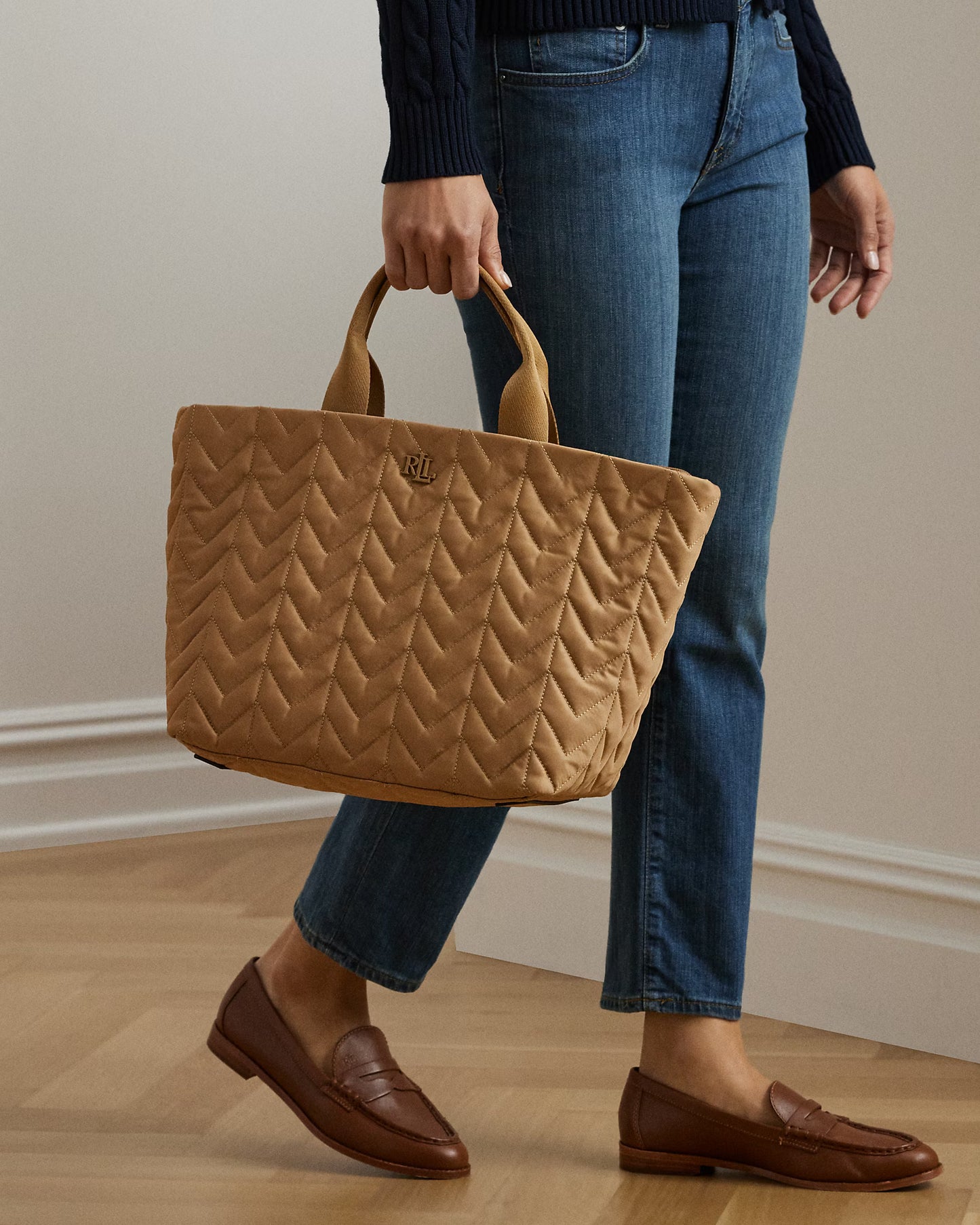 Borsa Tote Stevie XL Nera o Cammello trapuntata con cerniera