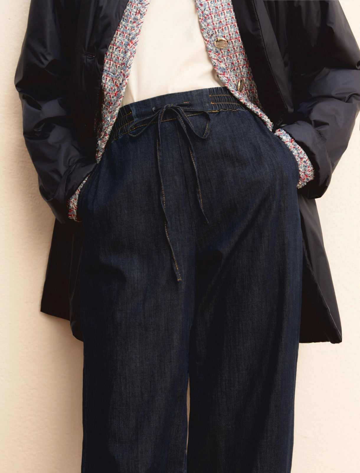 Jeans a Gamba Larga in Denim Leggerissimo