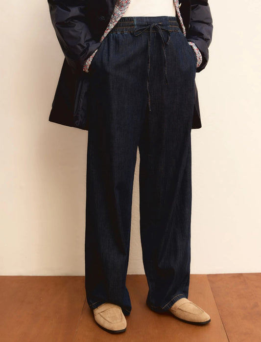 Jeans a Gamba Larga in Denim Leggerissimo
