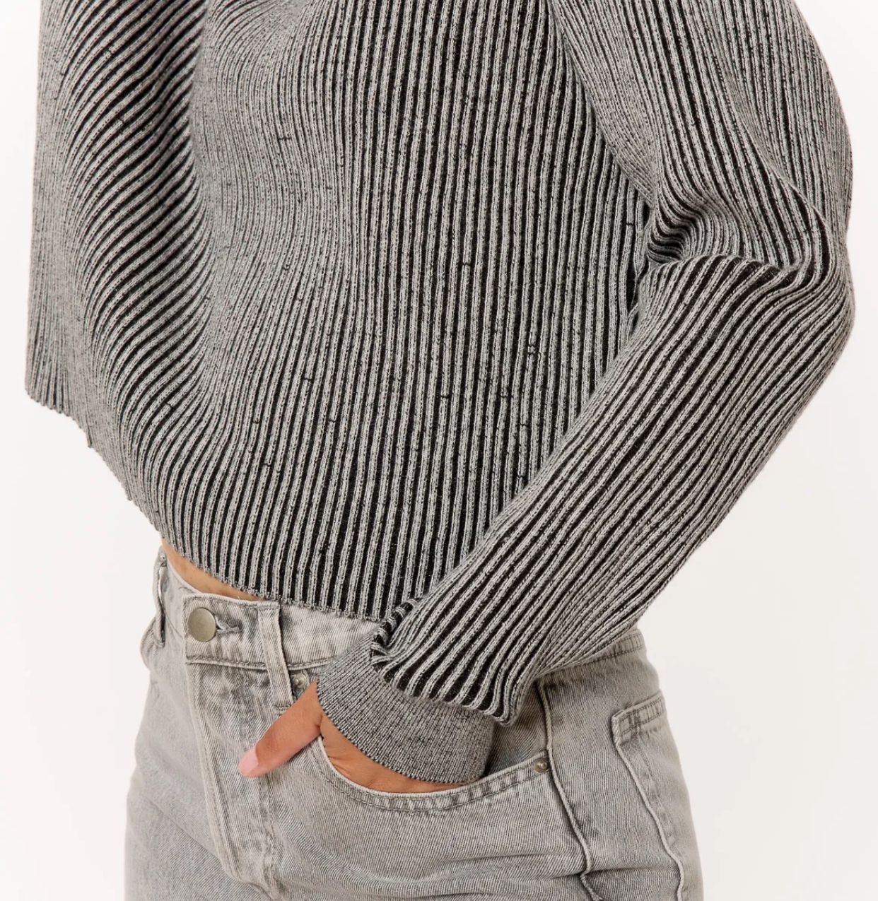 Maglia a girocollo rigata