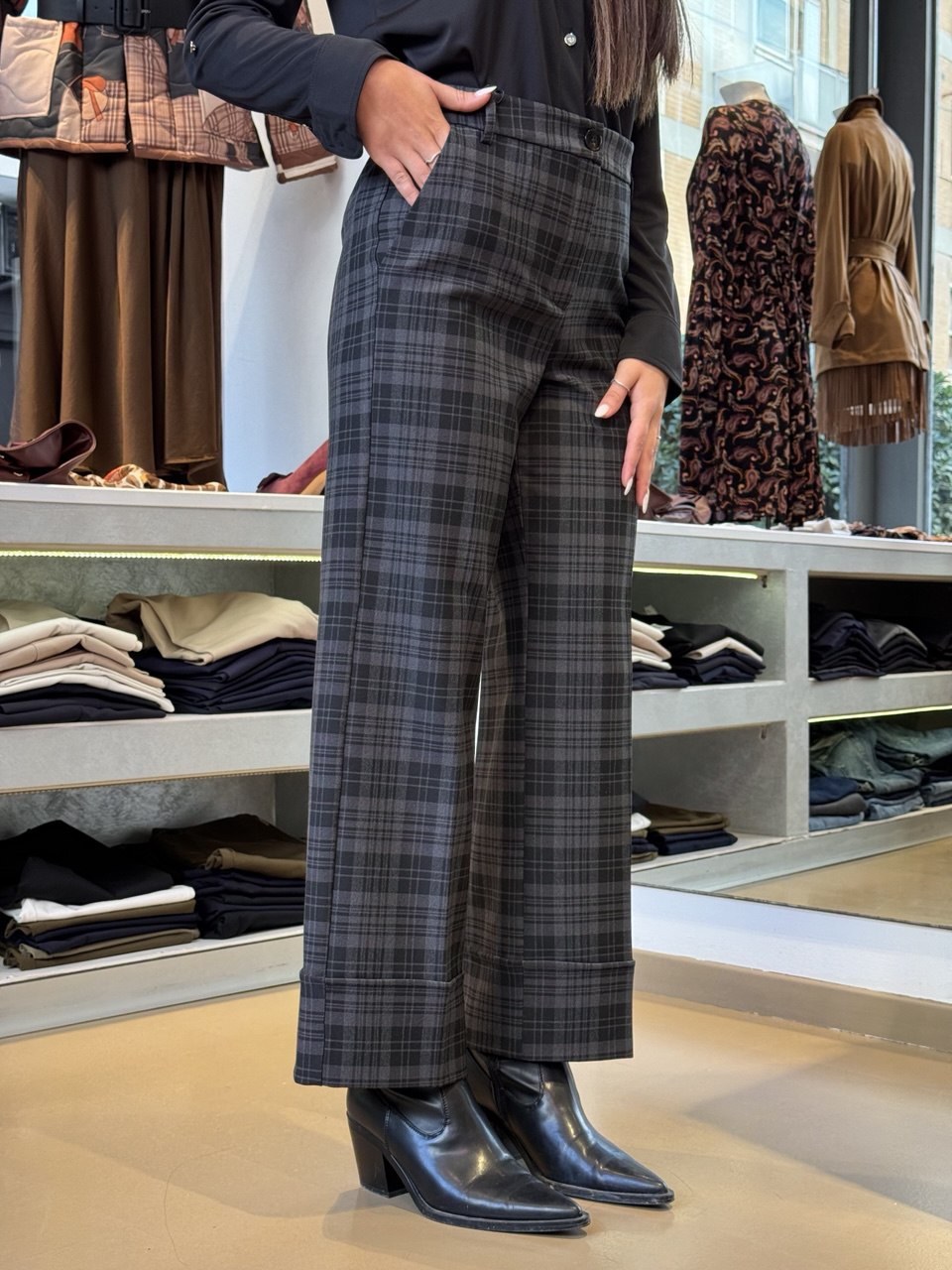 Pantaloni a quadri con risvolto - Fondo marrone o Fondo grigio