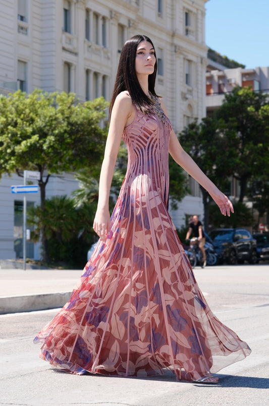 Abito lungo in tulle a fantasia