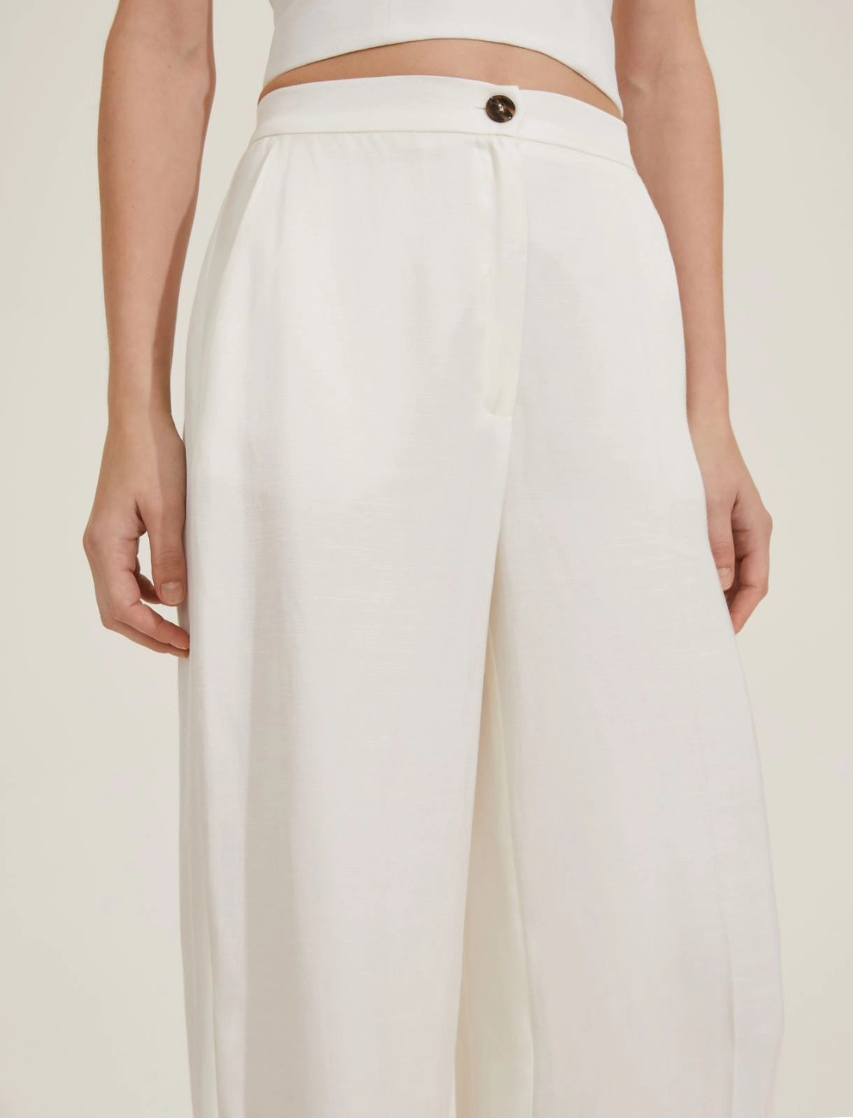 Pantaloni alla caviglia in lino e viscosa