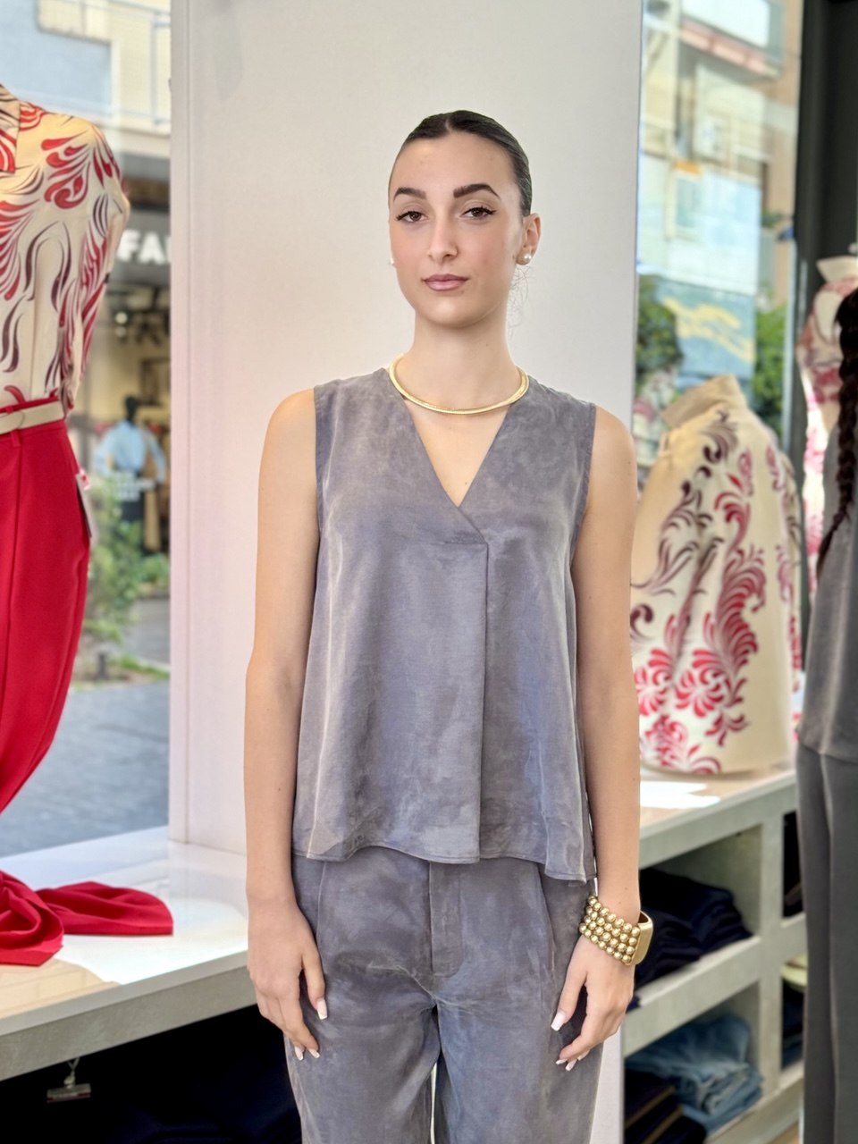 Completo Pantalone in tessuto effetto mano pesca - Grigio, Cammello