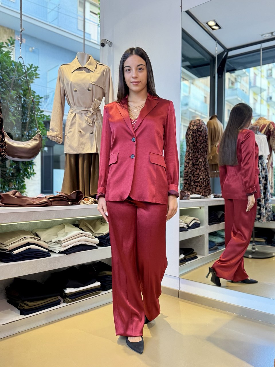 Tailleur pantalone in raso bordeaux - 3 pezzi
