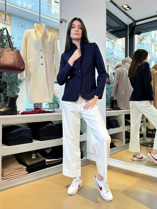 Giacca blu a due bottoni
