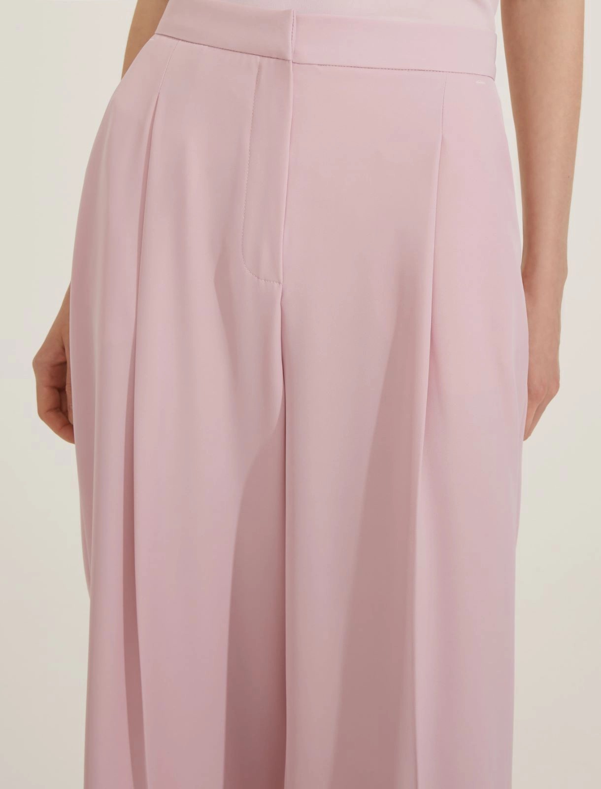 Tailleur pantalone rosa pastello