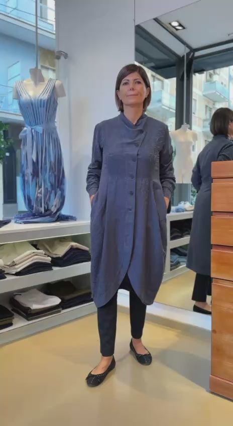 Blusa in cotone operato - Eleganza e Versatilità