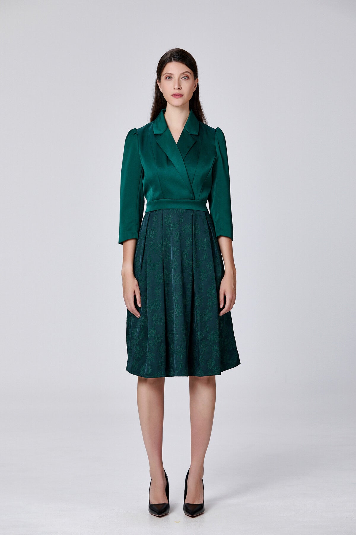Abito con gonna morbida in broccato - Verde Abete