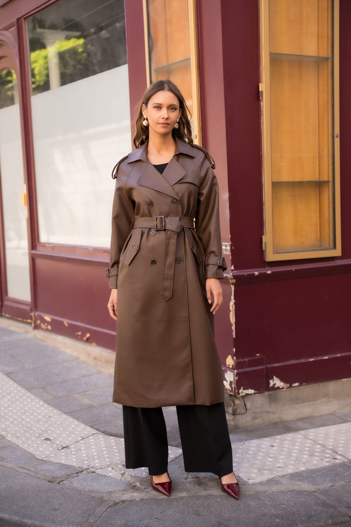 Trench lungo in pelle vegana