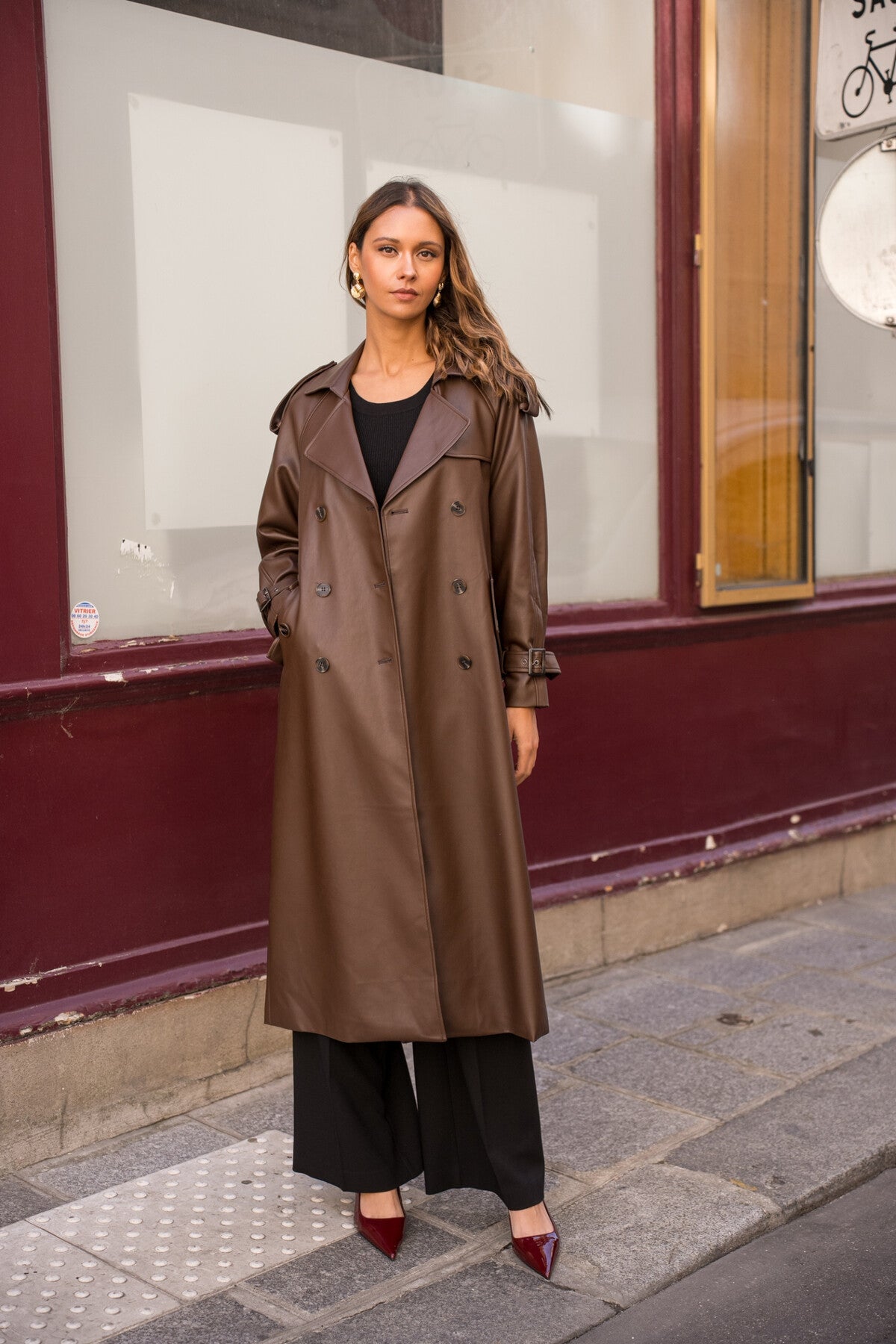 Trench lungo in pelle vegana