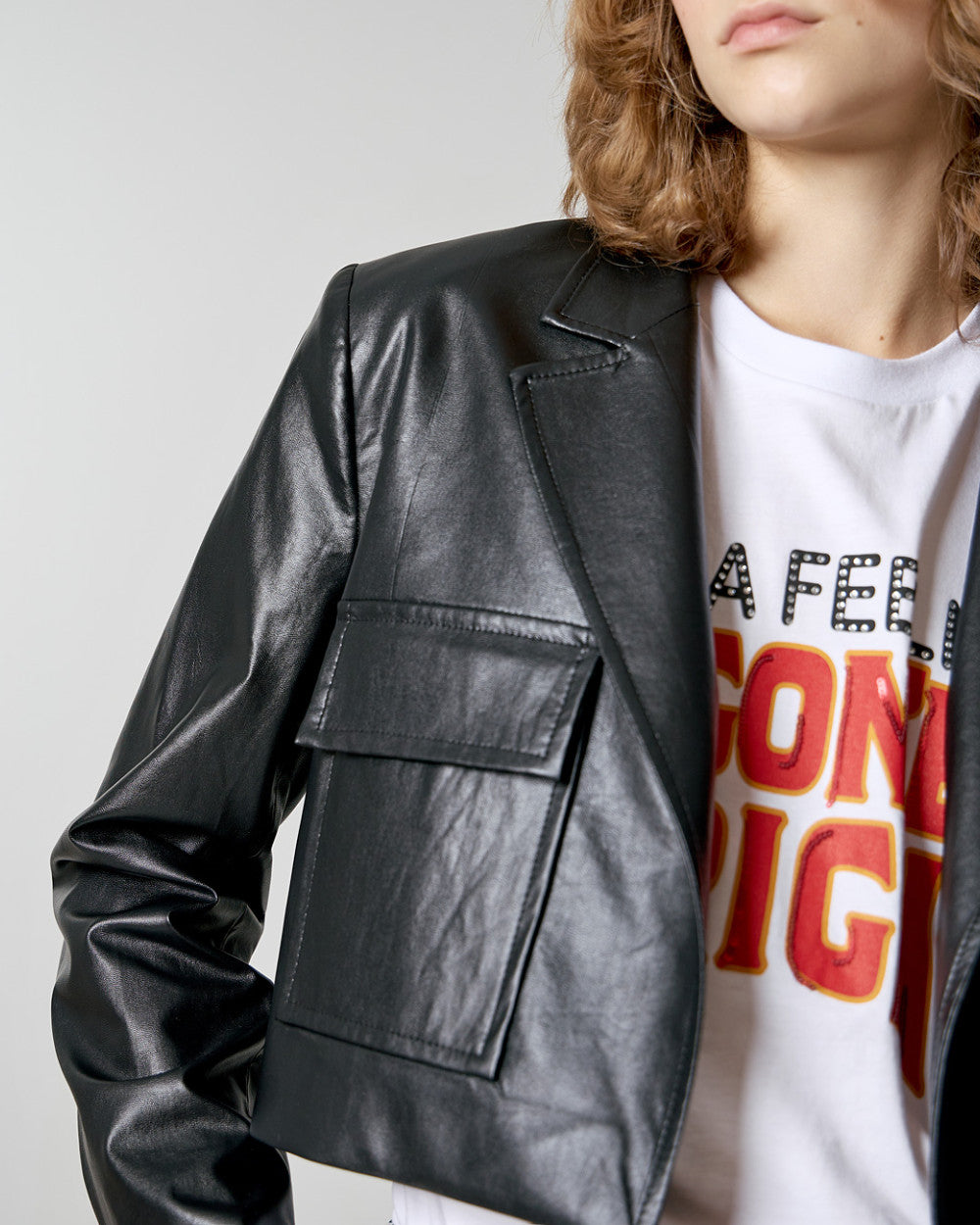 Blazer Cropped in Ecopelle Nera