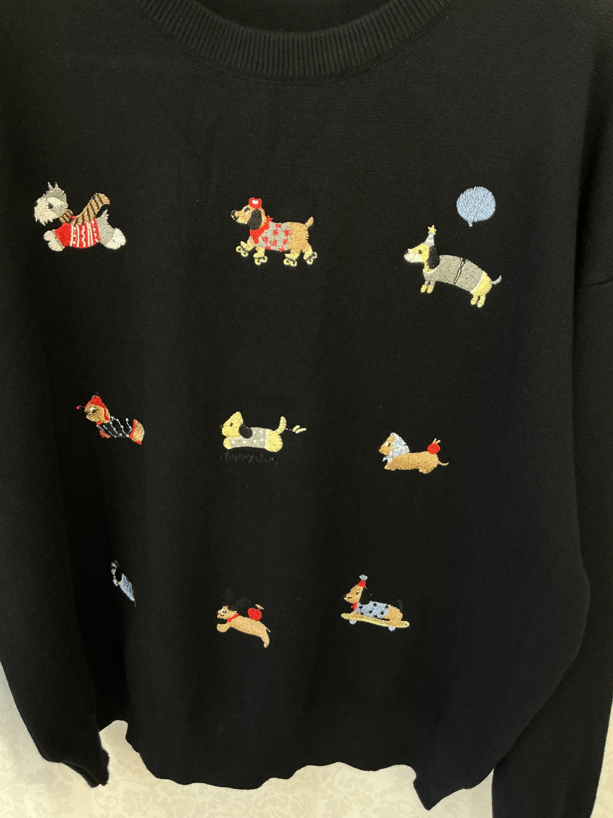 Maglia a Girocollo con Ricamo di Cagnolini