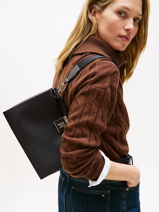 Borsa Media Satchel con finitura zigrinata e tracolla