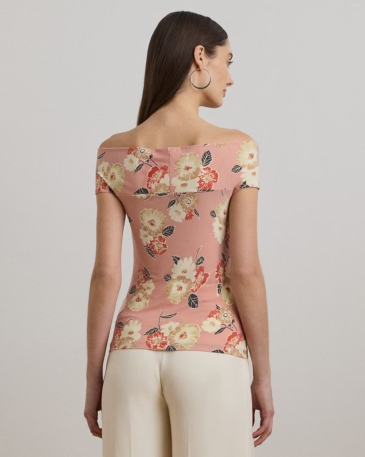 T-shirt a fiori con dettaglio ritorto