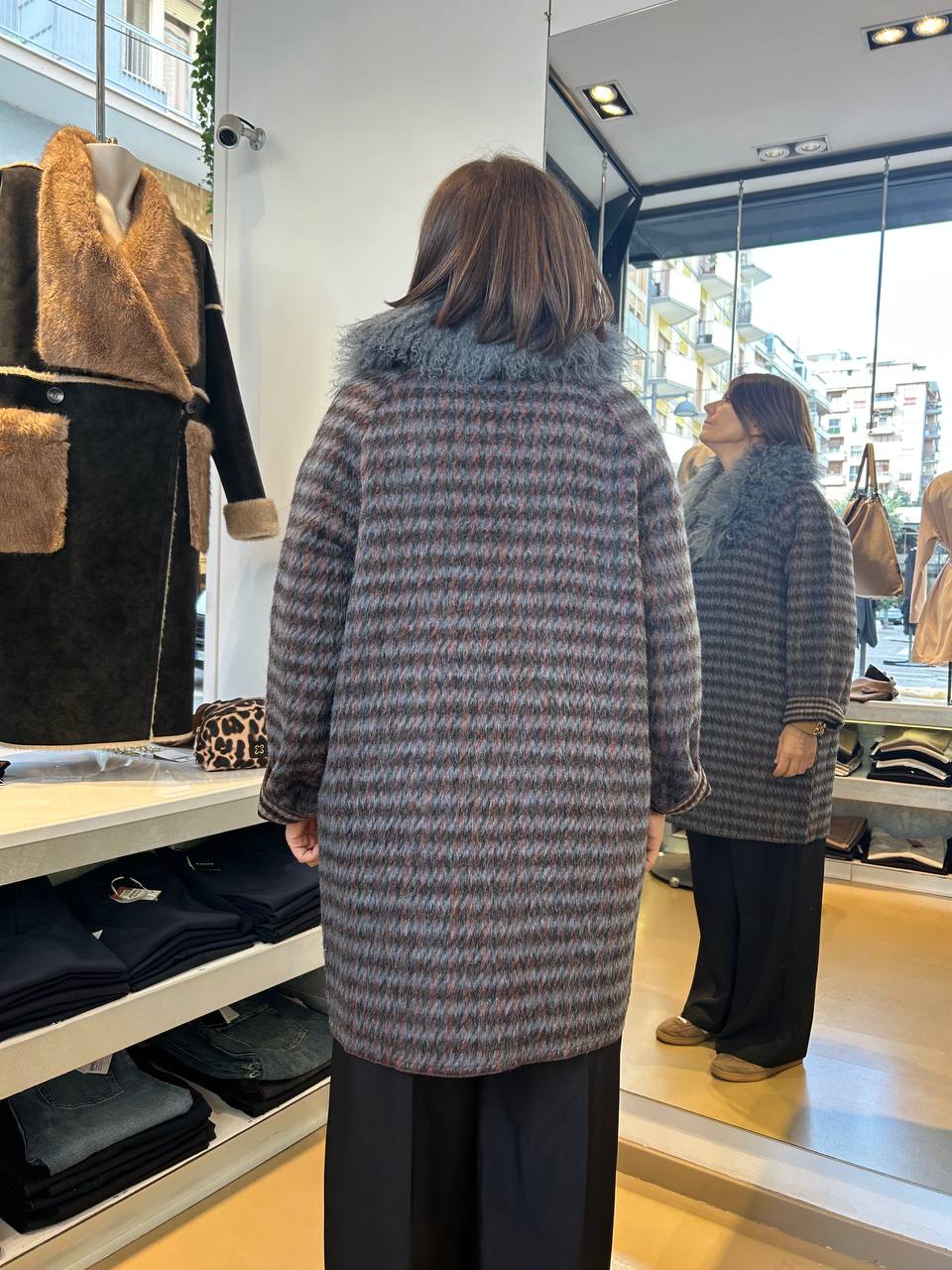 Cappottino in Tessuto Double con Collo in Mongolia Staccabile - Celeste Polvere,  Bordeaux