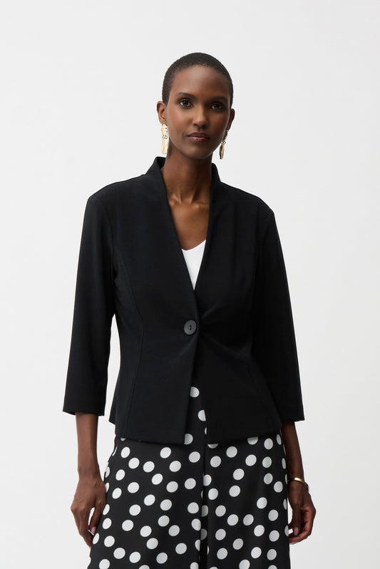 Giacca sagomata in jersey compatto effetto seta