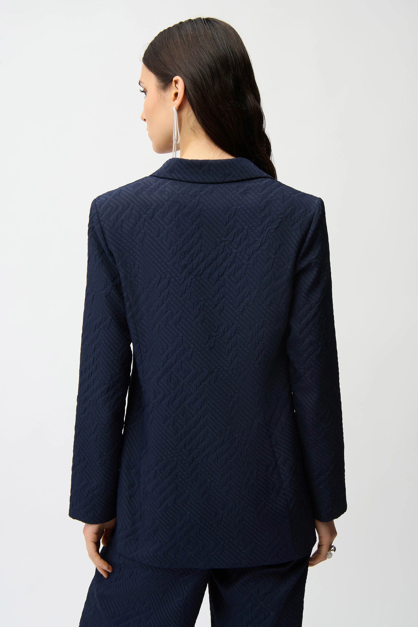 Tailleur Pantalone Blu a gamba larga con texture geometrica jacquard