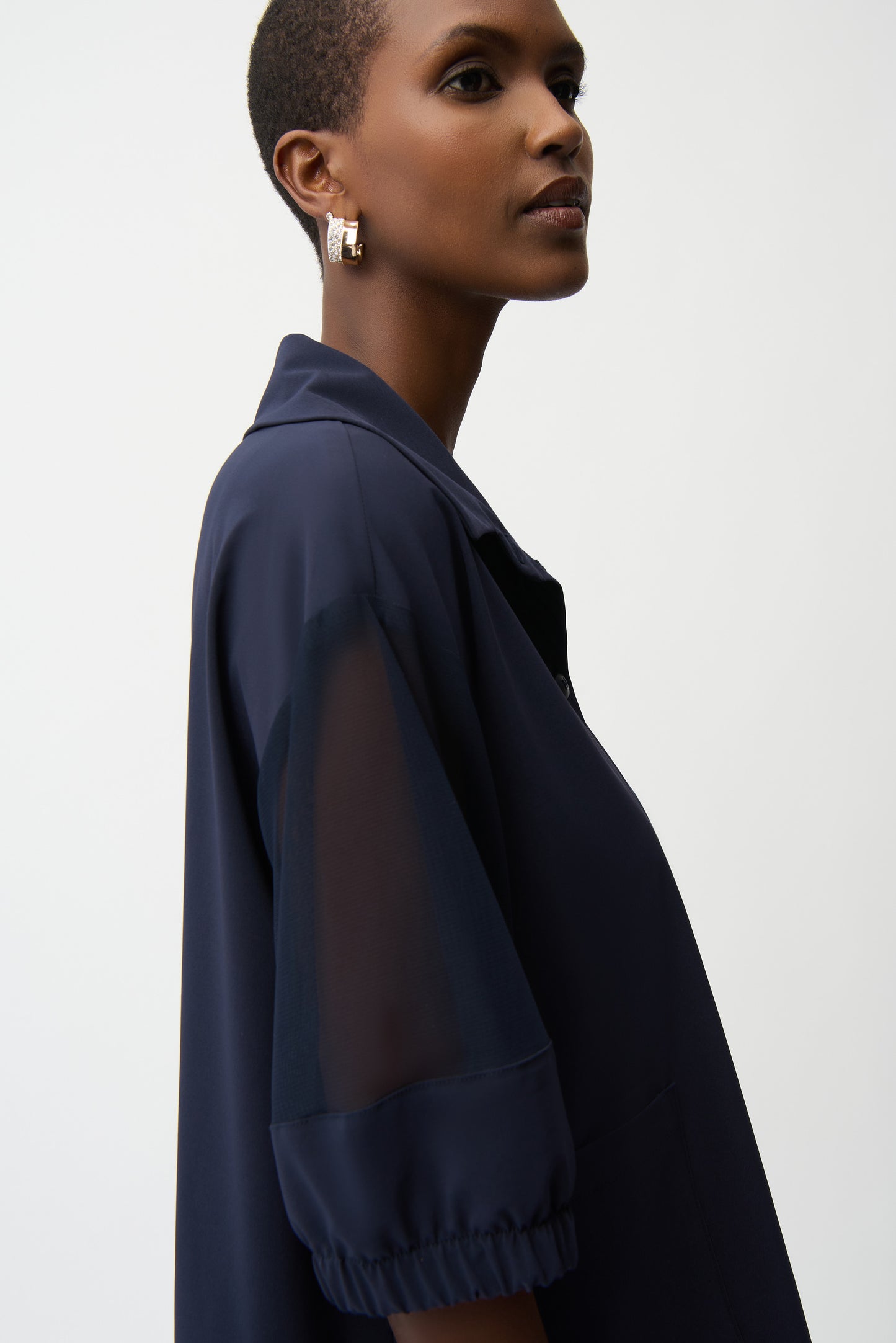 Blusa a sacchetto in popeline elasticizzato e tulle