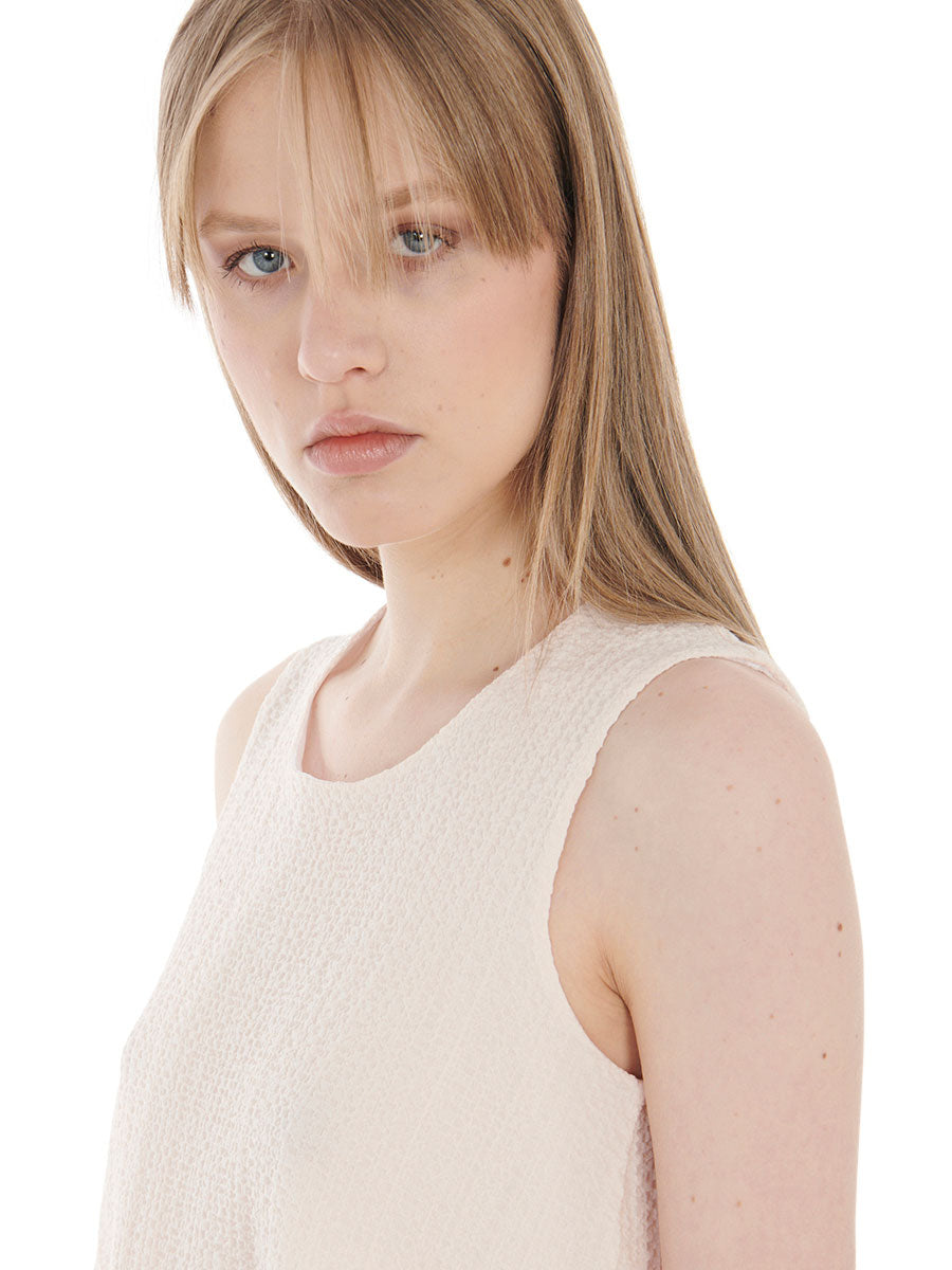 Top in crepe con balza in tulle
