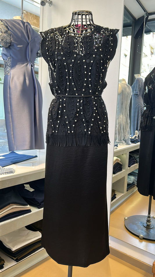 Abito in Raso con Gilet in Pizzo Macramè