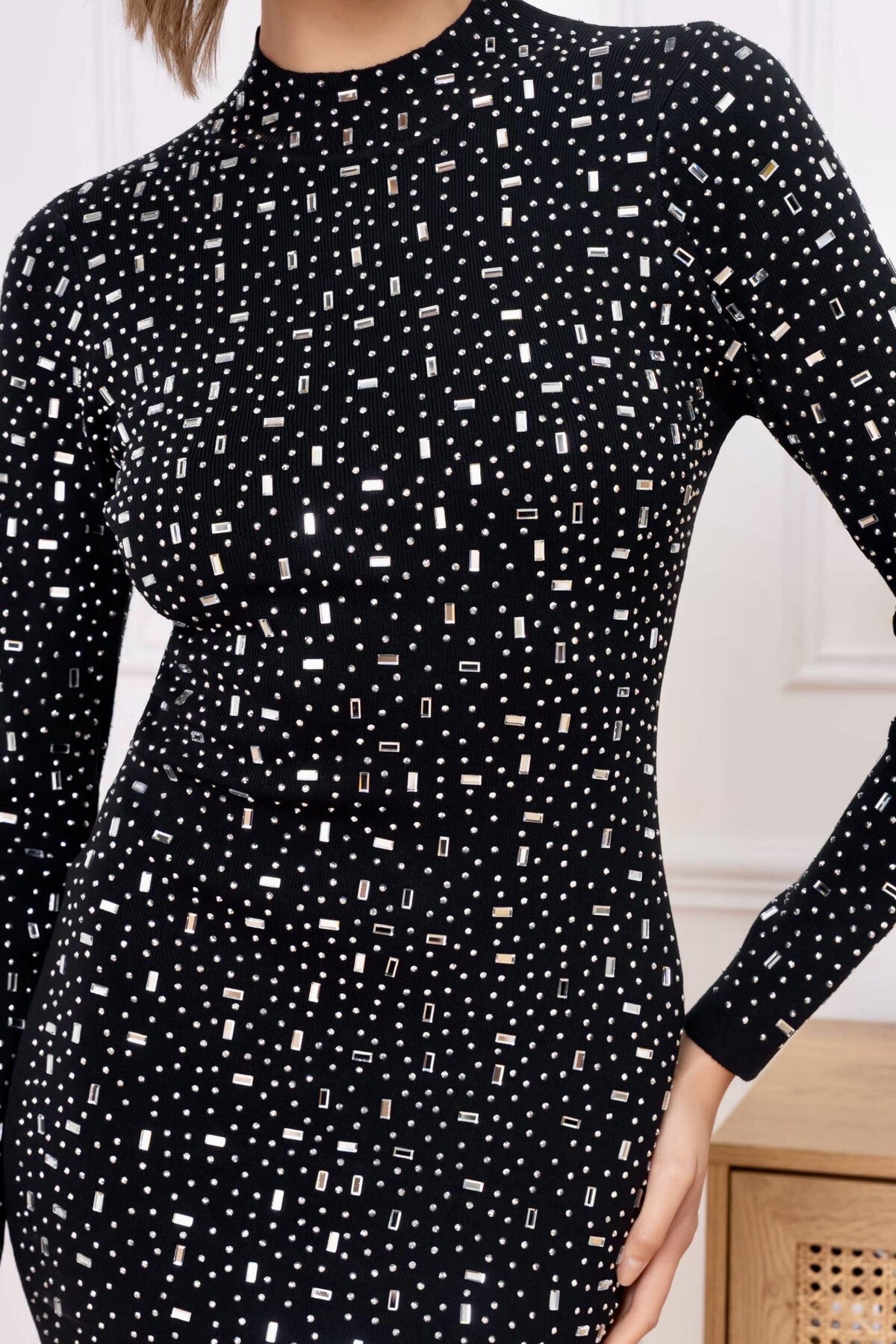 Abito corto con studs