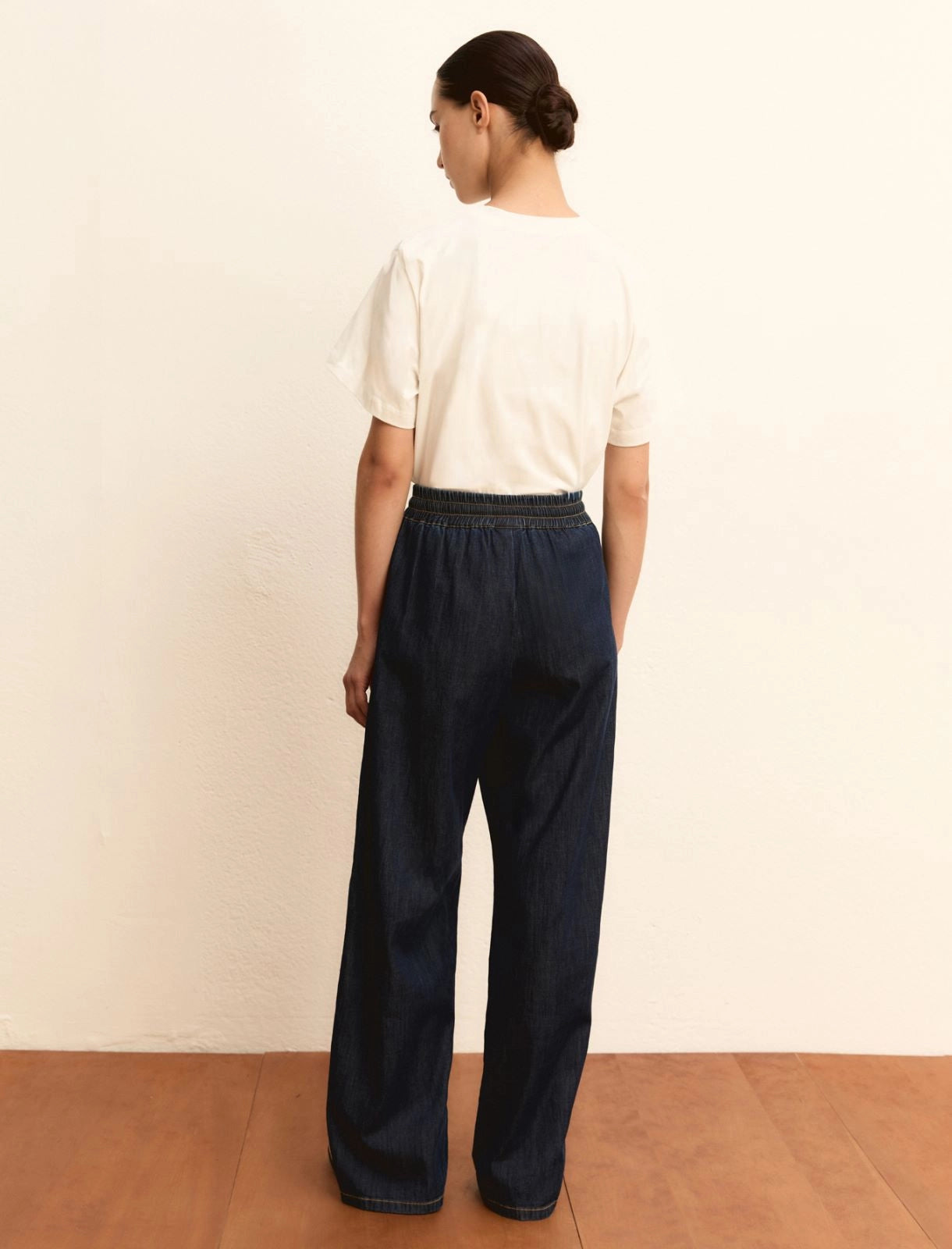 Jeans a Gamba Larga in Denim Leggerissimo
