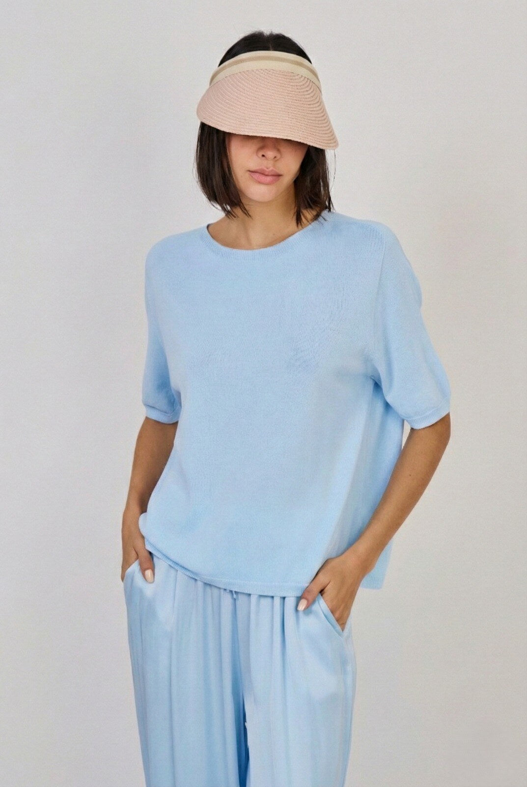 Maglia a Girocollo con Maniche Corte - Beige, Blu o Celeste