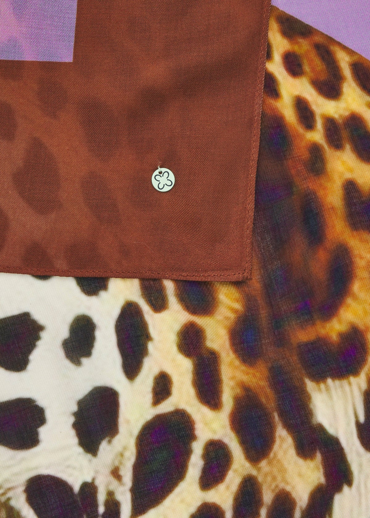 Sciarpa in Viscosa con Stampa Leopardo