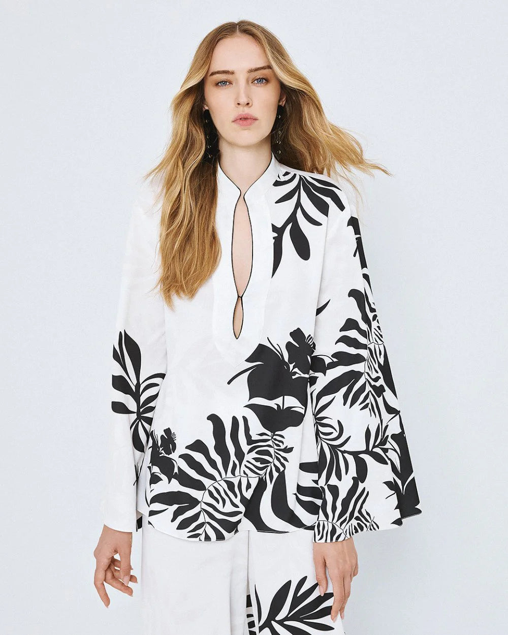 Floral Print Tunic Shirt - White and Blue