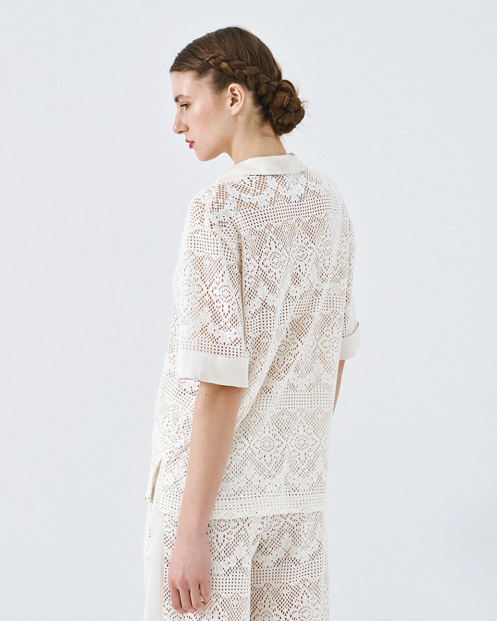 Crochet lace shirt with satin details