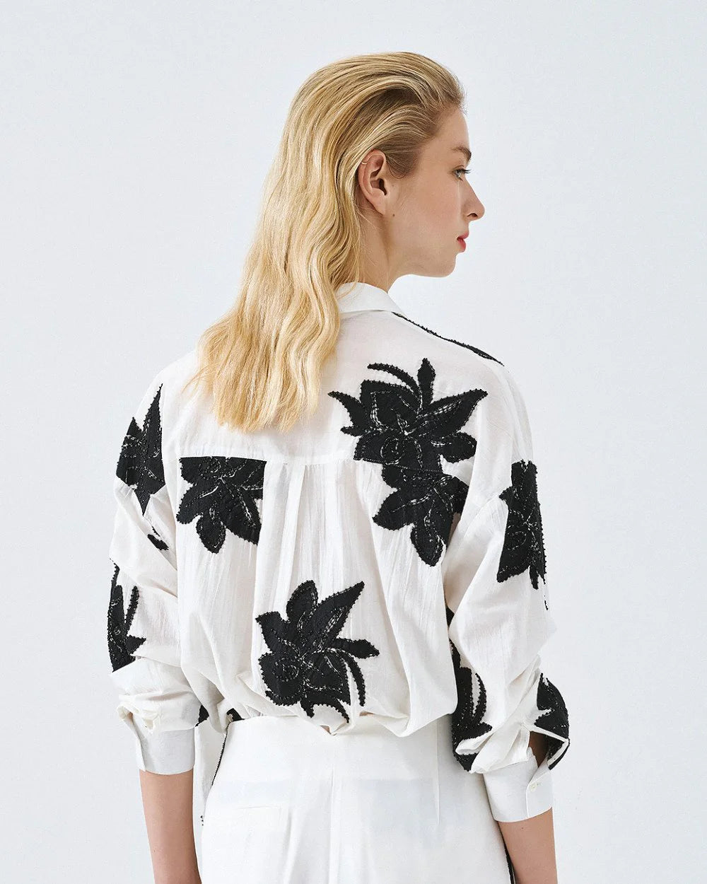 Cotton shirt with maxi floral embroidery - Camel, Black