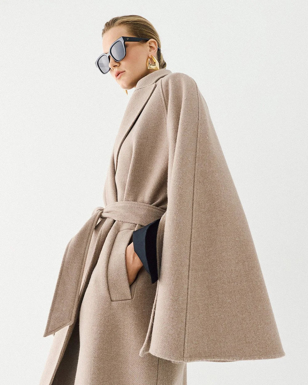 Cappotto a Vestaglia con Bottone, Maniche Ampie e Cintura