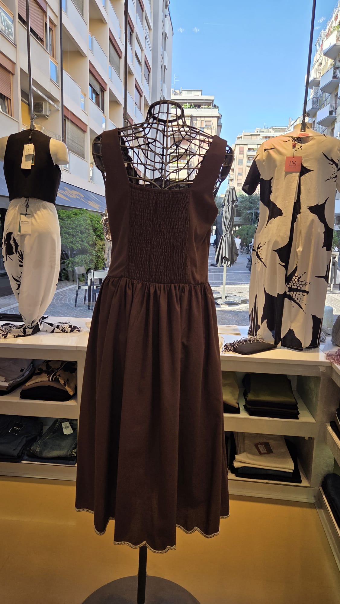 Abito Midi in Viscosa e Lino con Ricami Macramè