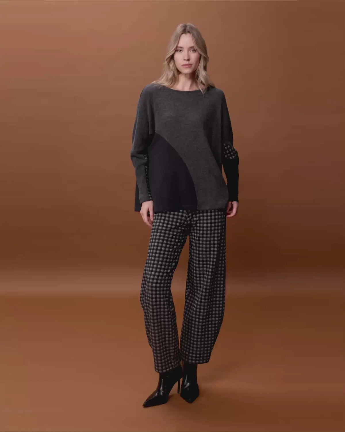 Pantaloni a Slim Barrel fantasia a quadri