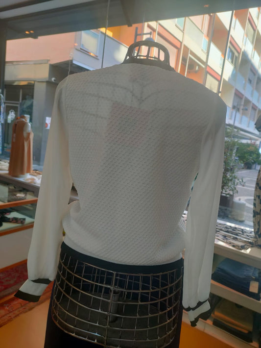 Maglia a Blouson Finto Cardigan: Eleganza Chic e Comfort Moderno