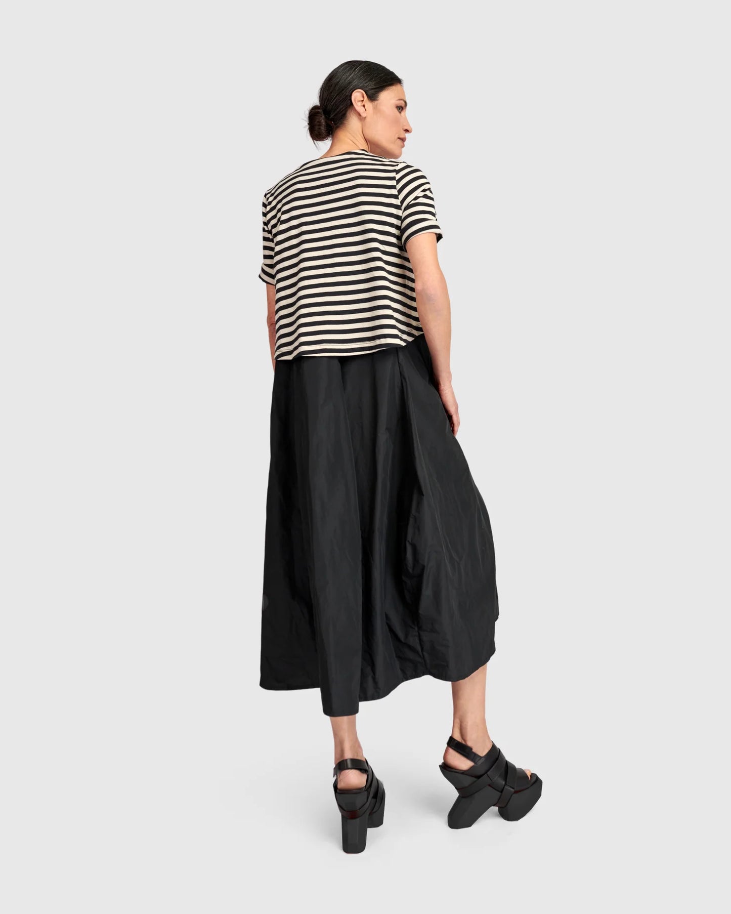 Abito in taffetà con giacchino a righe - Nero