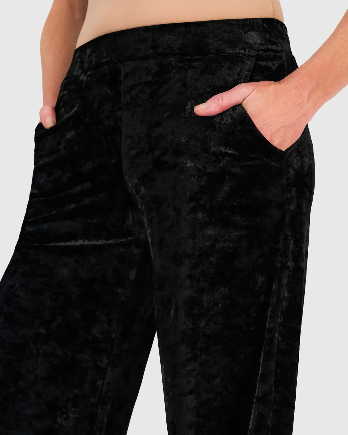 Pantaloni Fluidi in Velluto Stropicciato