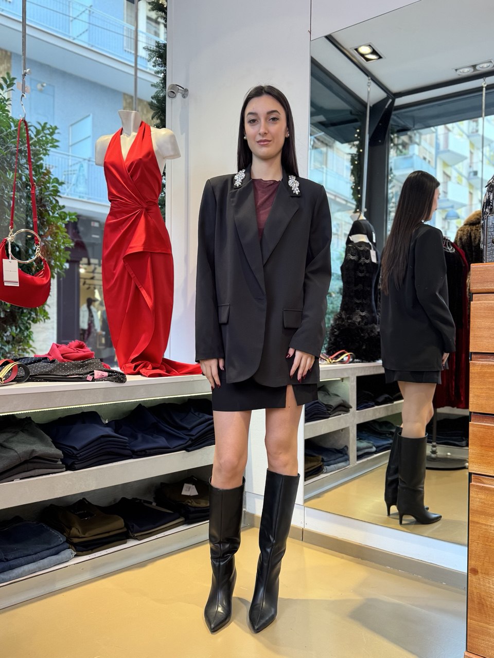 Giacca a Blazer Oversize con Pietre applicate sul collo