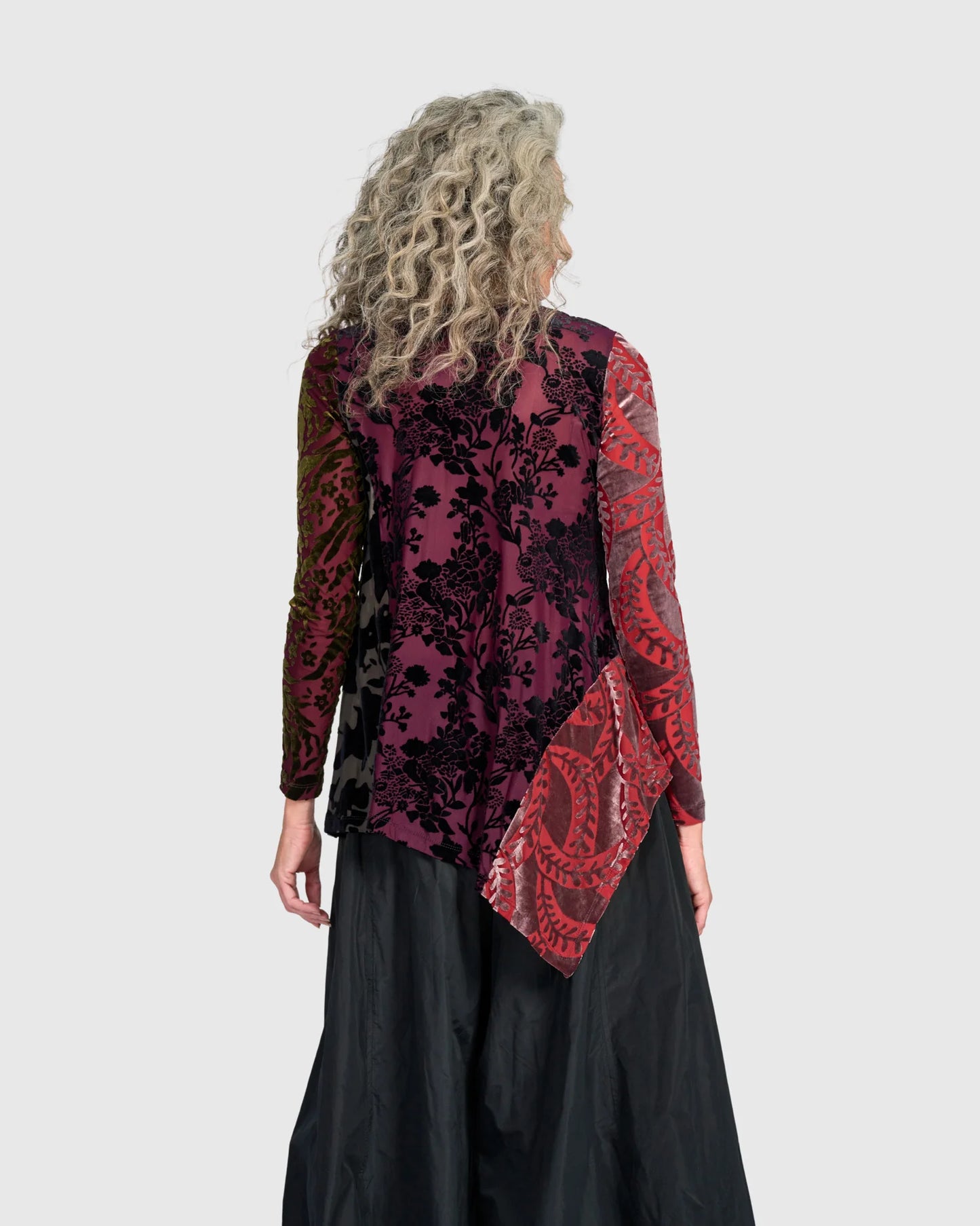 Maglia in Devorè Stretch con fondo asimmetrico