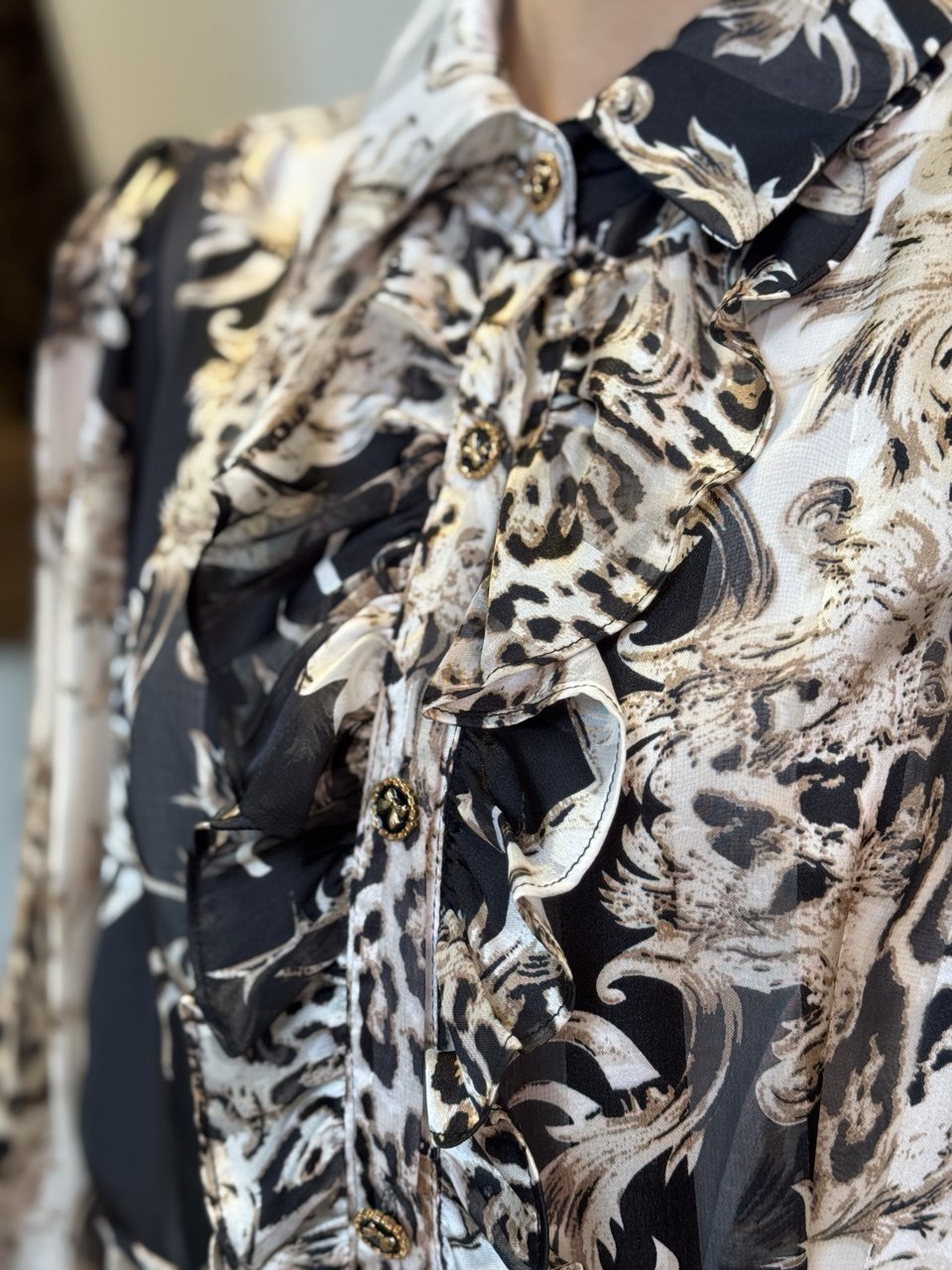 Abito Chemisier in Chiffon e Raso con Stampa Baroque-Leopard