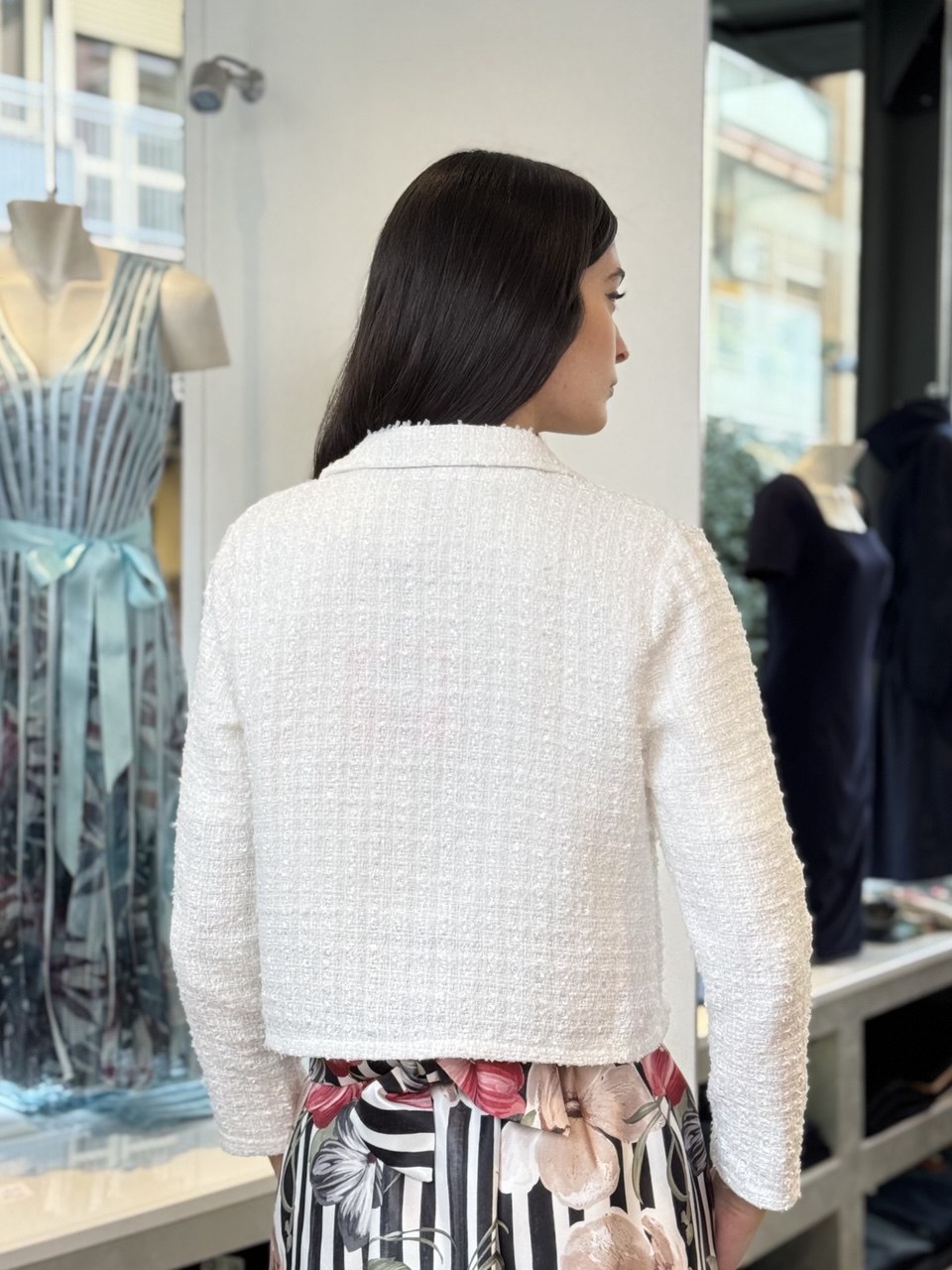 Cropped Jacket – Romanticism in Tweed - White or Light Blue