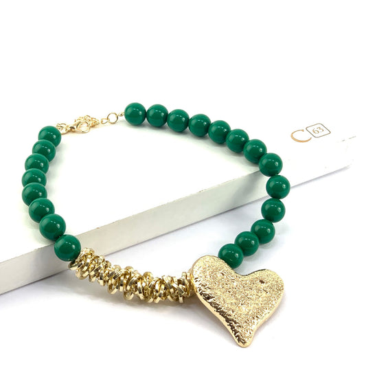 Collana girocollo con ciondolo a forma di cuore
