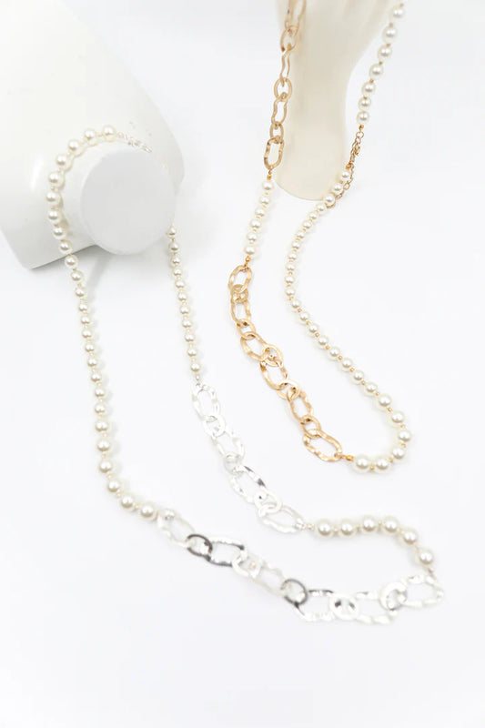 Collana in bronzo e perle di vetro