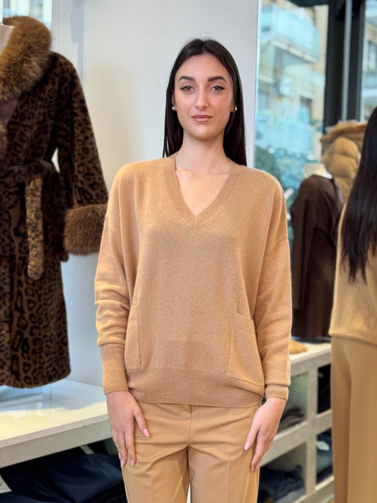 Maglia Scollo a V con Tasche in 100% Cashmere - Cammello, Blu o Nero