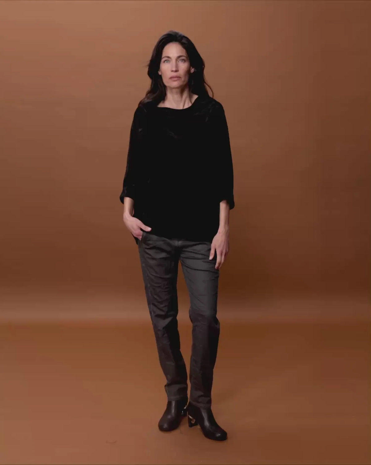 Maglia Oversize in Doppio Tessuto di Velluto e Operato