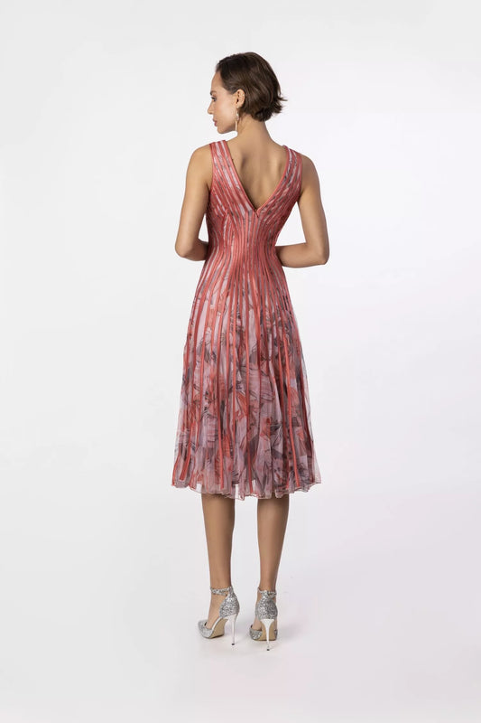 Abito Corallo con scollo a v e profili in raso