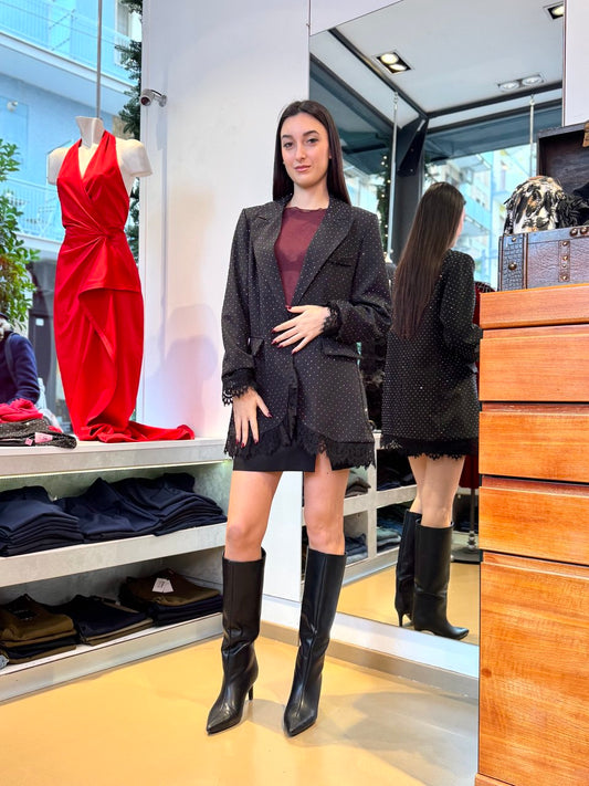 Giacca a Blazer Oversize con studs e balza in pizzo