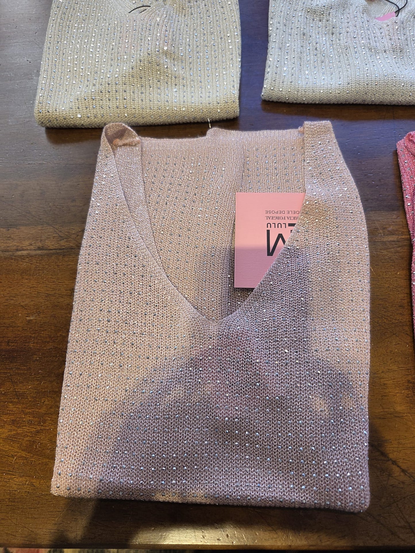 Top in Maglia con Micro-Studs Luminosi - Dorato, Argentato, Celeste, Fucsia, Rosa, Nero, Taupe