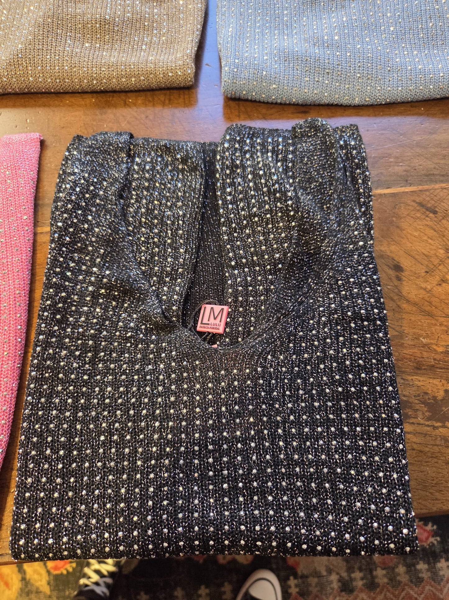 Top in Maglia con Micro-Studs Luminosi - Dorato, Argentato, Celeste, Fucsia, Rosa, Nero, Taupe